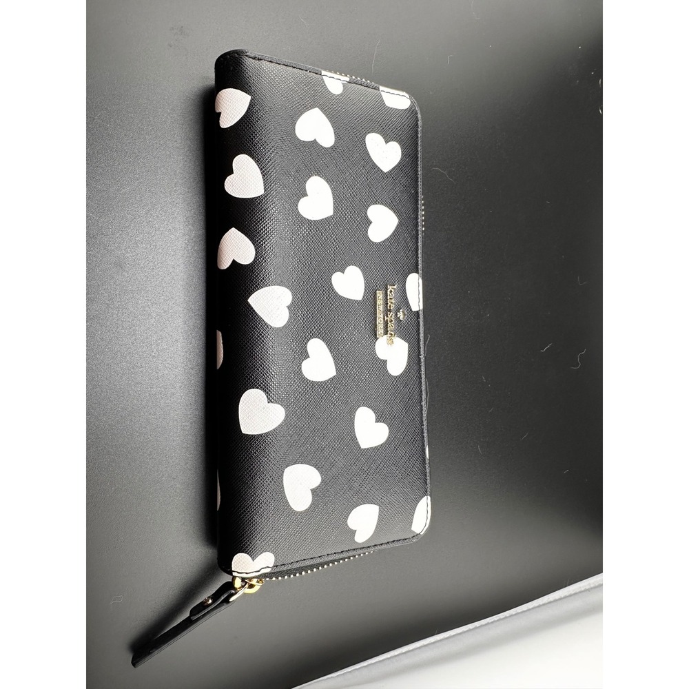 Kate Spade New York Black White Heart Zip Around‎ Wallet Cameron Lindsey Watson